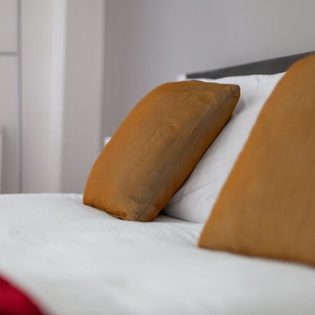 Deluxe Holborn Two Bedroom Apartment Londres Exterior foto