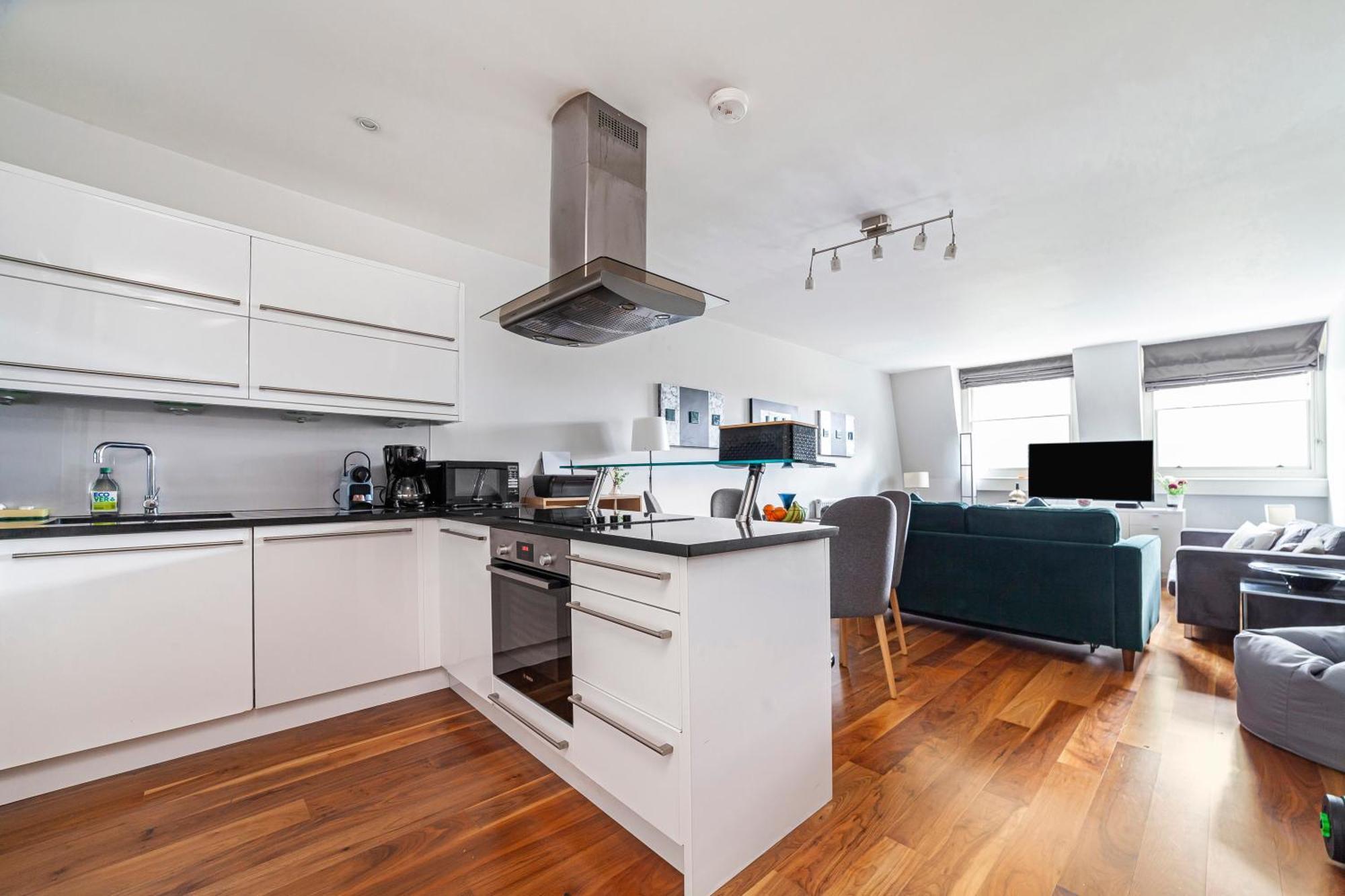 Deluxe Holborn Two Bedroom Apartment Londres Exterior foto