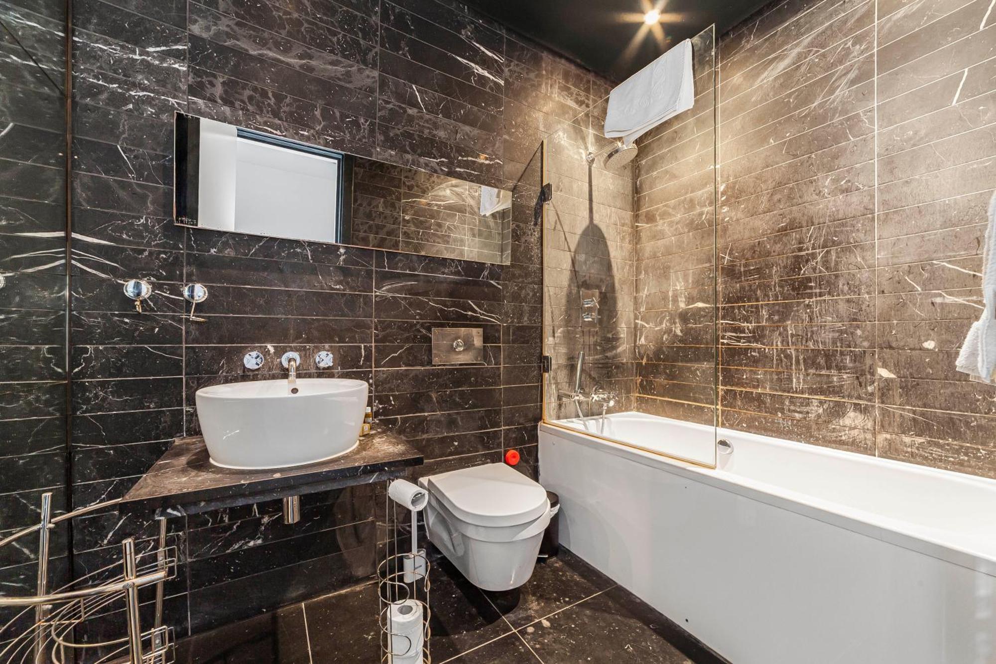 Deluxe Holborn Two Bedroom Apartment Londres Exterior foto
